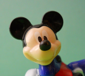 Mickey Mouse regalo de huevos kinder sorpresa