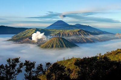 10 Most Famous Volcanoes in the World