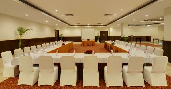 Meeting room near Delhi Airport