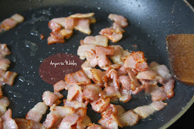 Frying the bacon for Beef Bourguignon from www.anyonita-nibbles.com