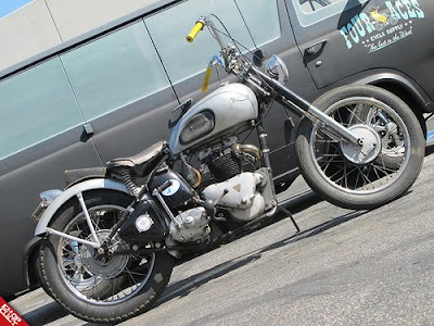 1948 Triumph T100 Tiger 