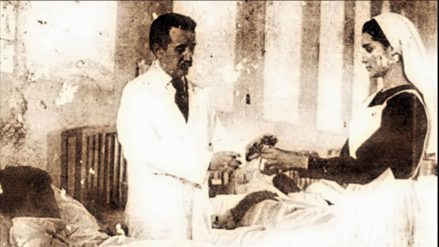 El doctor José Gregorio Hernández atendiendo a pacientes durante la gripe española en 1918 El doctor José Gregorio Hernández atendiendo a pacientes durante la gripe española en 1918