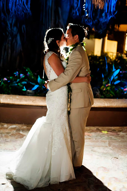Wedding photography Hale Koa Hotel-Oahu-night