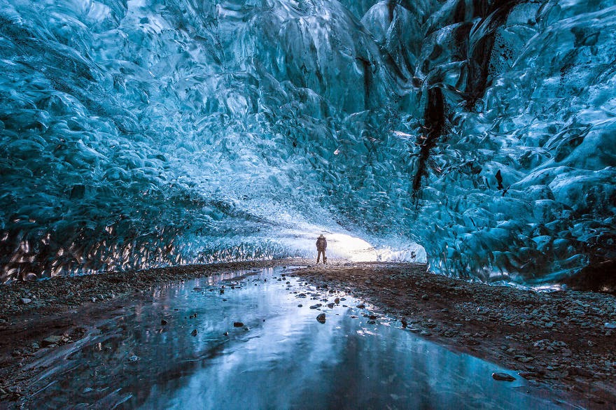 16. Ice Cave in Iceland - 29 Unbelievable Locations That Look Like They’re Located On Another Planet