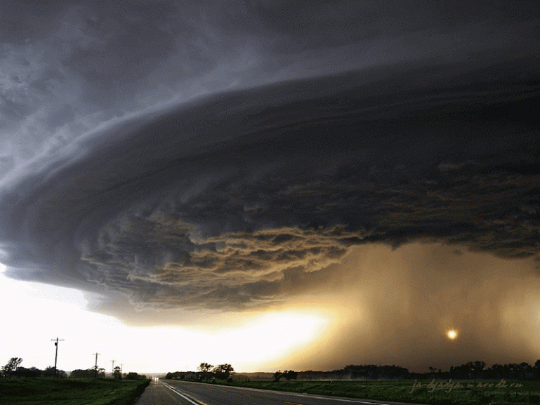 inilah  foto supelcell 3d tornado dunia 