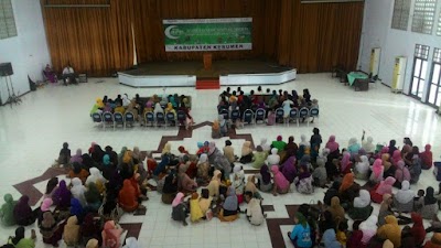 Safari Ramadhan BUMN, Bagikan 500 Sembako Murah