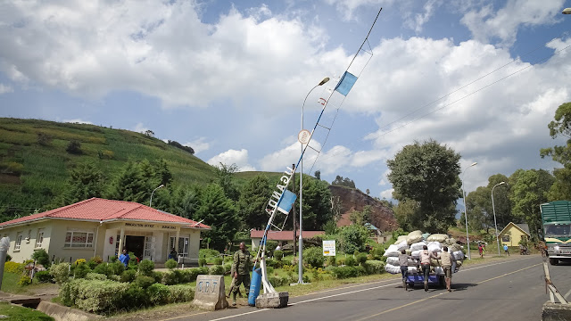 Border Crossing Uganda Rwanda