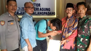 Polsek Talang Padang Fasilitasi Rembuk Pekon, Konflik Warga Berakhir Damai