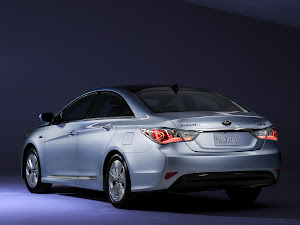 Hyundai Sonata Hybrid 2011 (2)