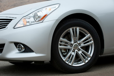 2011 Infiniti G25 Sedan Wheels