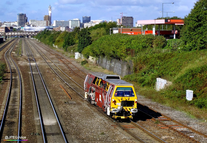 Plasser & Theurer 07-32 tamper at Small Heath