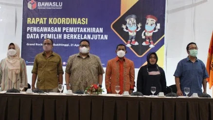 Dihadiri Ketua Bawaslu RI, Bawaslu Sumbar Lakukan Rakor