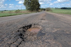 Local onde ocorreu o acidente.. Este trecho está intransitável! Vergonha!