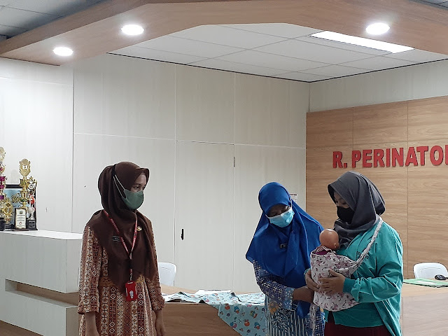 Penyuluhan Kesehatan Ruang Perina - Kangaroo Mother Care (KMC)