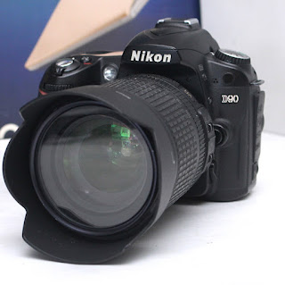 Jual Kamera DSLR Nikon D90 Lensa 18-105mm Malang