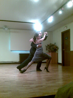 Eleonora Inés y Martín bailando tango