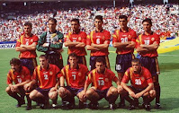 Selección de ESPAÑA - Temporada 1993-94 - Camarasa, Zubizarreta, Abelardo, Fernando Hierro, Nadal y Alcorta; Bakero, Ferrer, Goicoechea, Sergi y Luis Enrique - SUIZA 0, ESPAÑA 3 (Hierro, Luis Enrique y Beguiristáin) - 02/07/1994 - Mundial de Estados Unidos 1994, octavos de final - Washington (Estados Unidos), estadio Robert Fitzgerald Kennedy - Alineación: Zubizarreta; Ferrer, Alcorta, Nadal, Abelardo, Camarasa; Goicoechea (Beguiristáin, 58'), Fernando Hierro (Otero, 75'), Bakero y Sergi; Luis Enrique