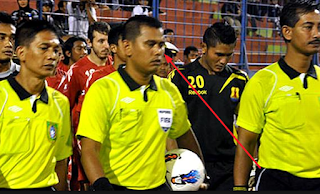 Wasit Goblog Masih Ada, Tak Ada Sanksi Berefek Jera