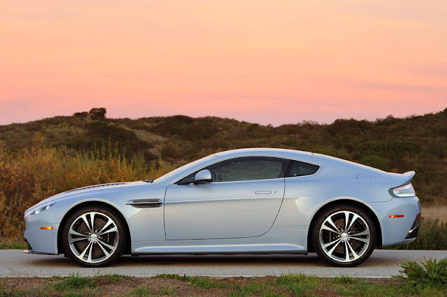 2011 aston martin v12 vantage side view 2011 Aston Martin V12 Vantage