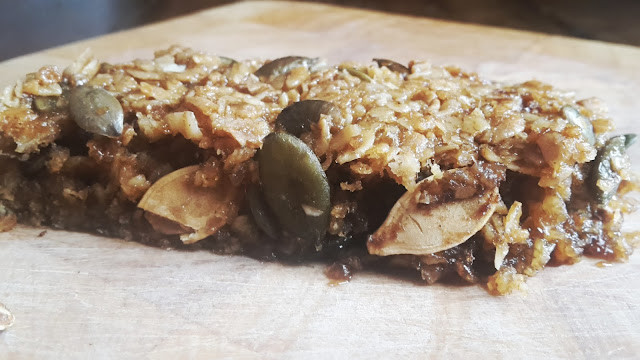 Project 366 2016 day 304 - Vegan Pumpkin Seed Energy Bars // 76sunflowers