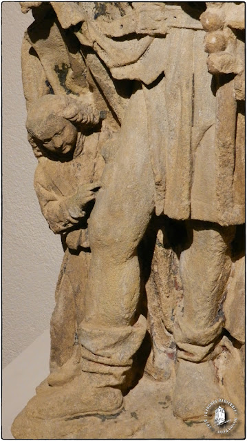 METZ (57) - Musée de la Cour d'Or : Statue de St Roch (XVe siècle)