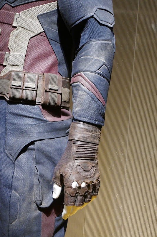 Captain America costume detail Avengers Endgame