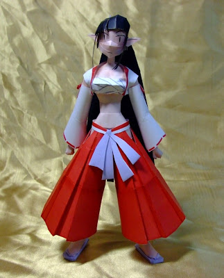 Here cute anime papercraft Samurai Girl is designed by KITE.