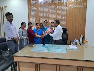 जौनपुर: डीएम का महिला शिक्षक संघ अध्यक्ष ने किया स्वागत | #NayaSaveraNetwork