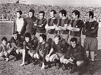 F. C. BARCELONA - Barcelona, España - Temporada 1970-71 - Miguel Reina, Rifé, Gallego, Eladio, Torres, Juan Carlos; Rexach, Martí Filosía, Alfonseda, Marcial y Rexach - C. D. MÁLAGA 0 F. C. BARCELONA 1 (Rexach) - 13/12/1970 - Liga de 1ª División, jornada 13 - Málaga, estadio de La Rosaleda - El Barcelona se clasificó 2º en la Liga, con el inglés Vic Buckingham de entrenador