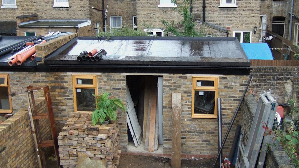 photographer's garden: green roofs - a guide