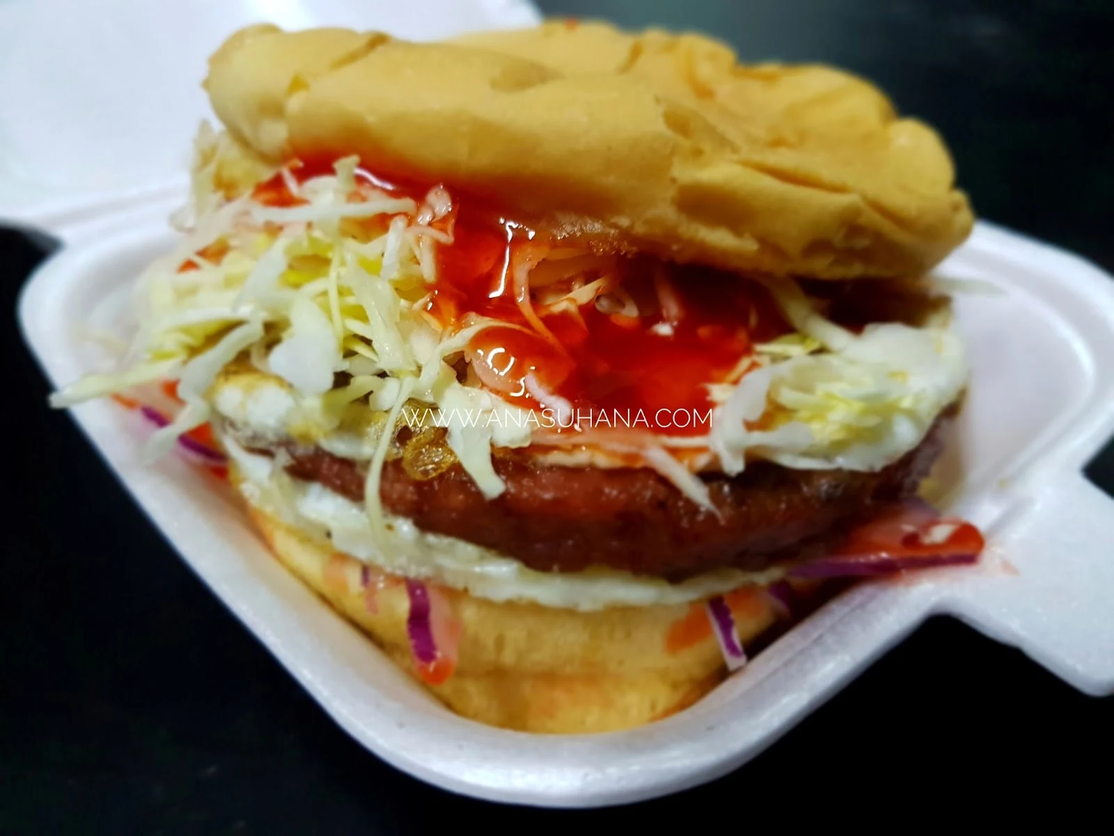 Burger Ramly Tetap Burger Lejen