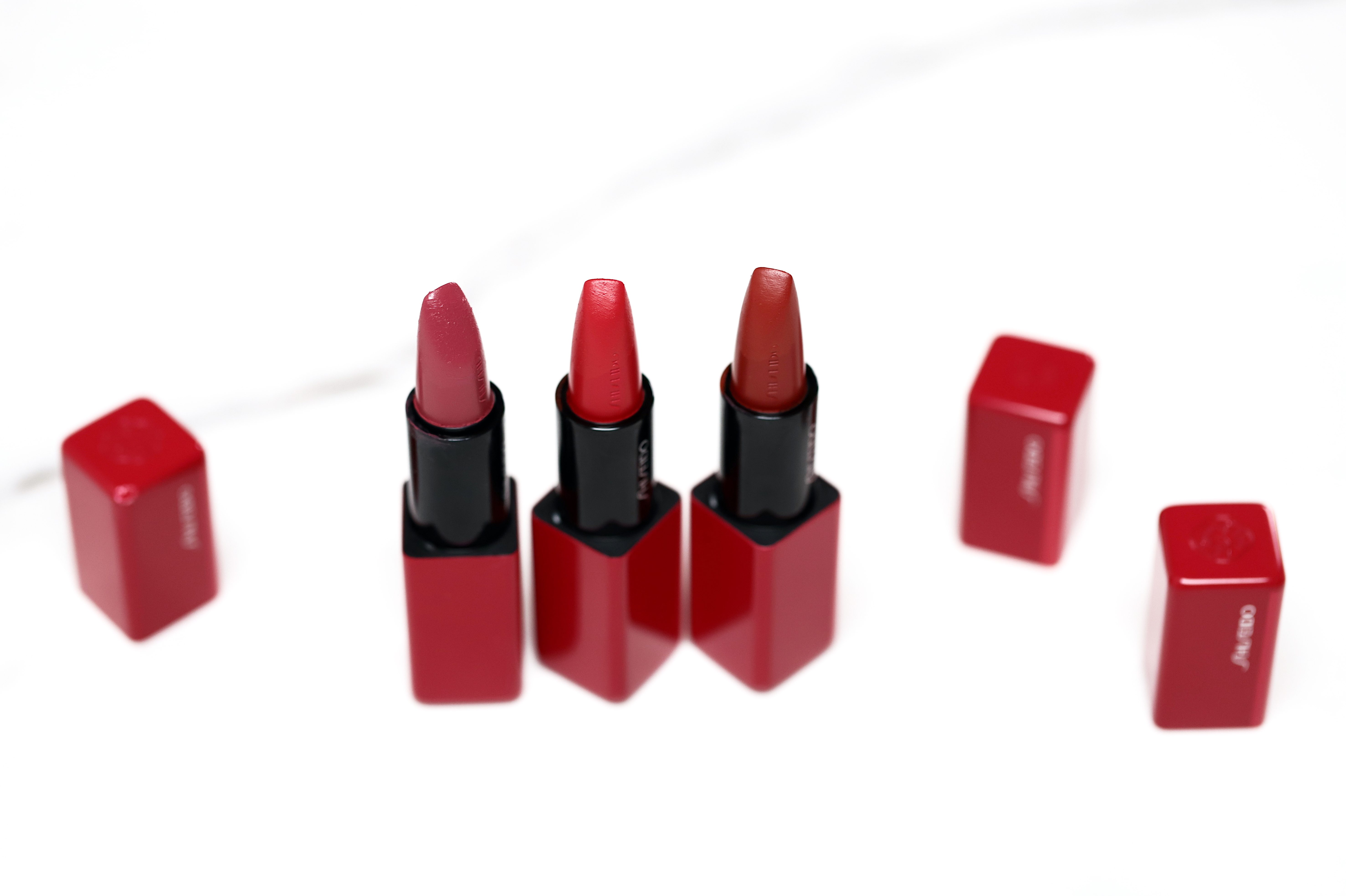 Shiseido Technosatin Gel rouge à lèvres