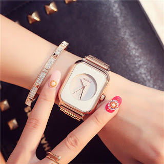 Fashion Luxury Gold Bracelet Woman Watch 2018