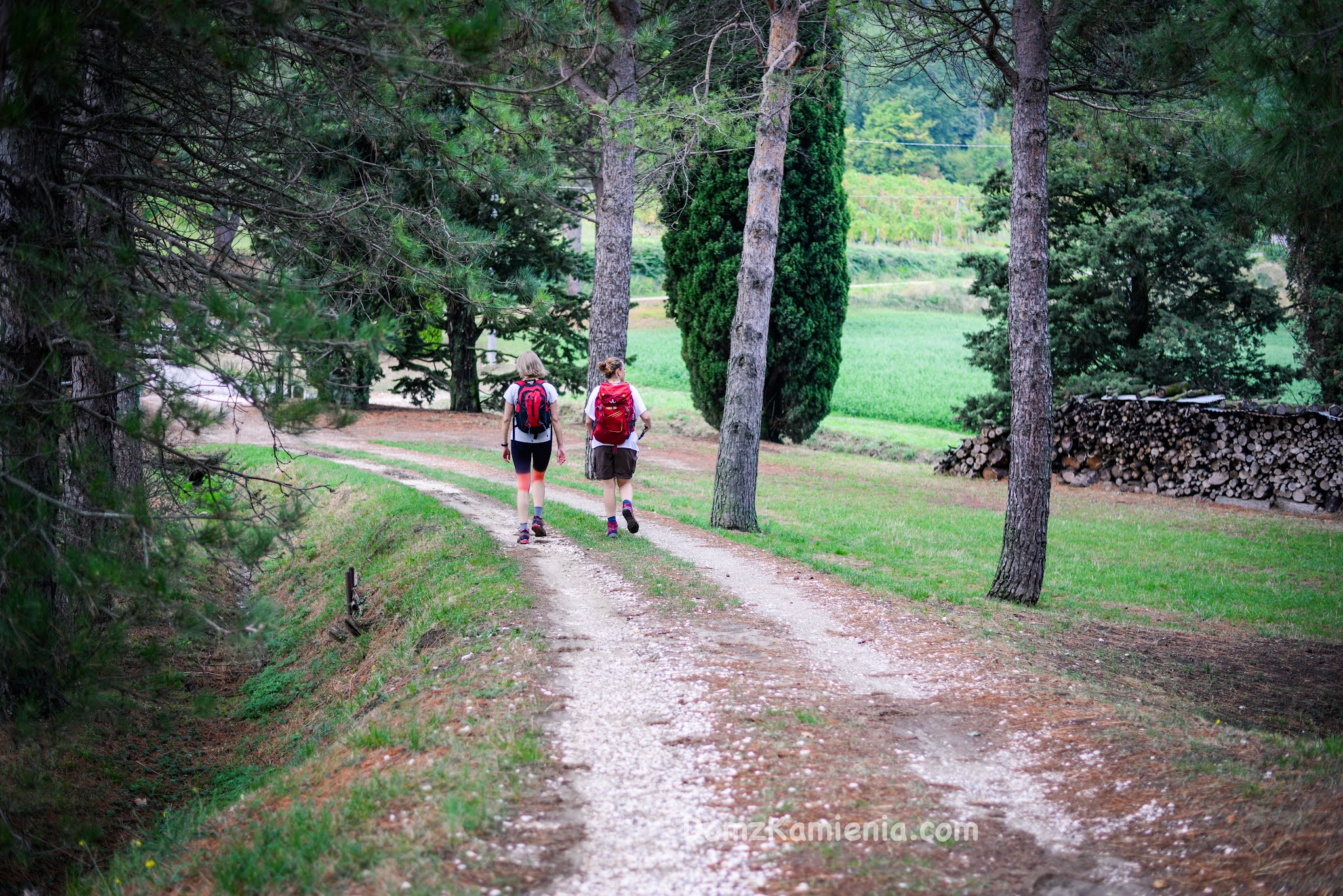 Dom z Kamienia, trekking, szlak Dantego