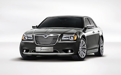 2011 Lancia Thema