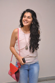 tapsee hot looking images