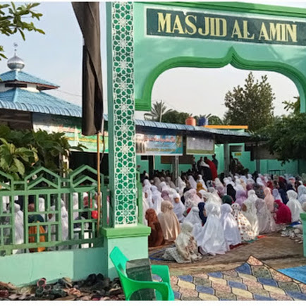 Warga Desa Perdamean Laksanakan Shalat Idul Fitri di Masjid Al-Amin
