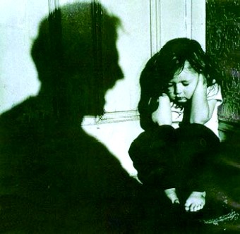 VIOLENCIA INTRAFAMILIAR