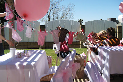 Baby  Gift Ideas on Style    Clever Baby Shower Ideas  Decorations As Activities  Gifts