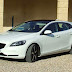 Volvo V40: T5 Petrol Engine For The Cross Country 