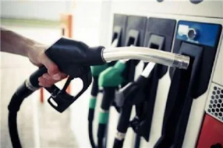 Prices of petroleum products are likely to fall further. Prices may fall to Rs 10. In the current situation, reduction in prices of petroleum products will bring relief to the people.