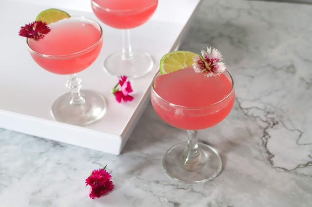 Cosmopolitan cocktail