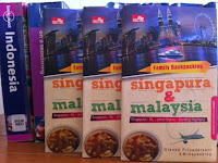 [REVIEW & GIVEAWAY] Buku "Family Backpacking Singapura & Malaysia"