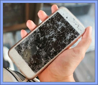 Cracked Mobile Screen Is A Date Killer For Many