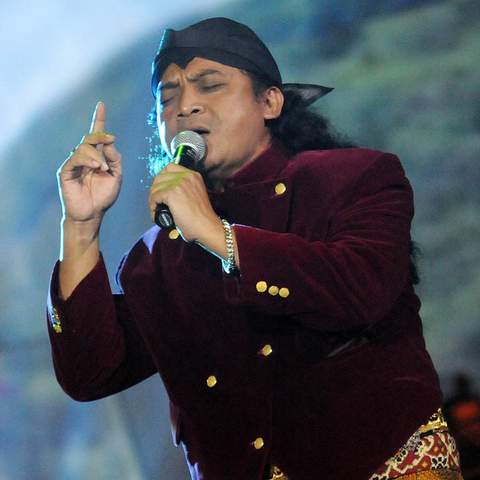 Lirik Lagu Didi Kempot - Ke Solo Lagi