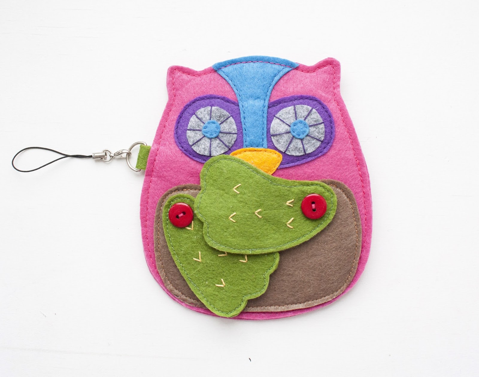 Cute Handmade Owl Zipper Wallet Coin Purse Pattern. DIY Step-by-Step Tutorial Instruction. 