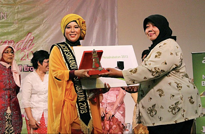 Srikandi Blogger 2013 Kategori Persahabatan