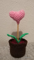 planta corazón amigurumi