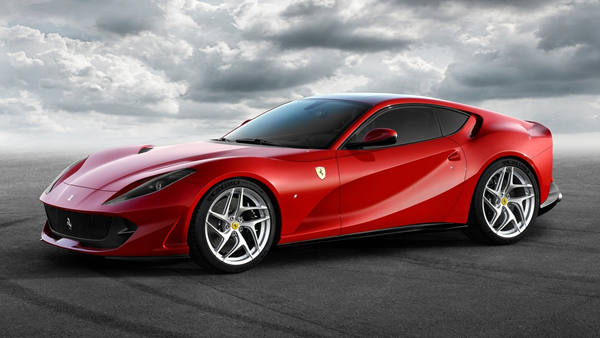 Ferrari-812_Superfast-front