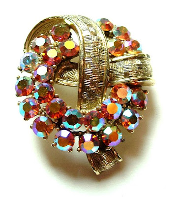 Glorious & Fashion Brooch Pics